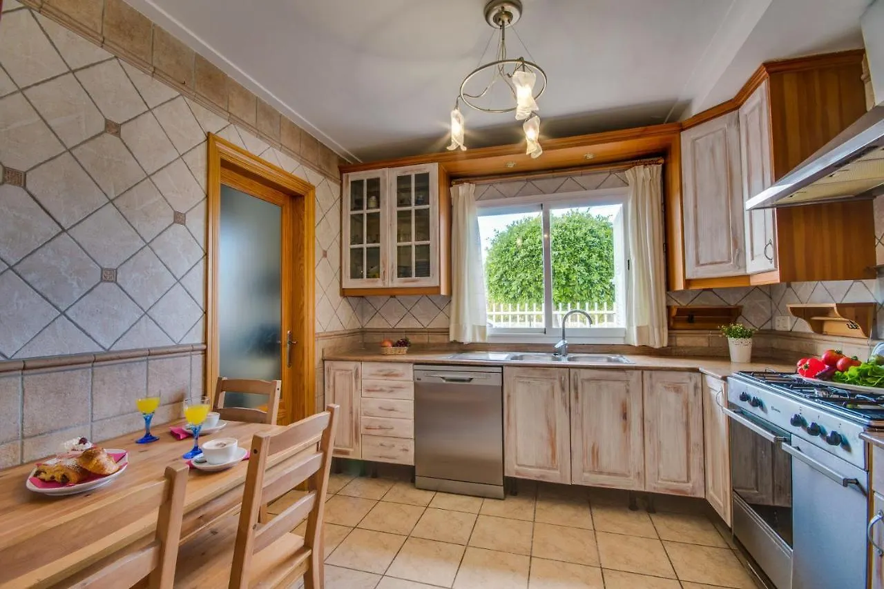 Vakantiehuis Ideal Property Mallorca - Ca Na Nicole Villa Alcúdia Spanje